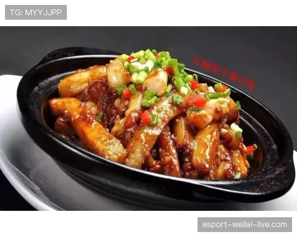 梁伟铿训练完直接干三碗饭，这饭量是拿冠军练出来的吧？